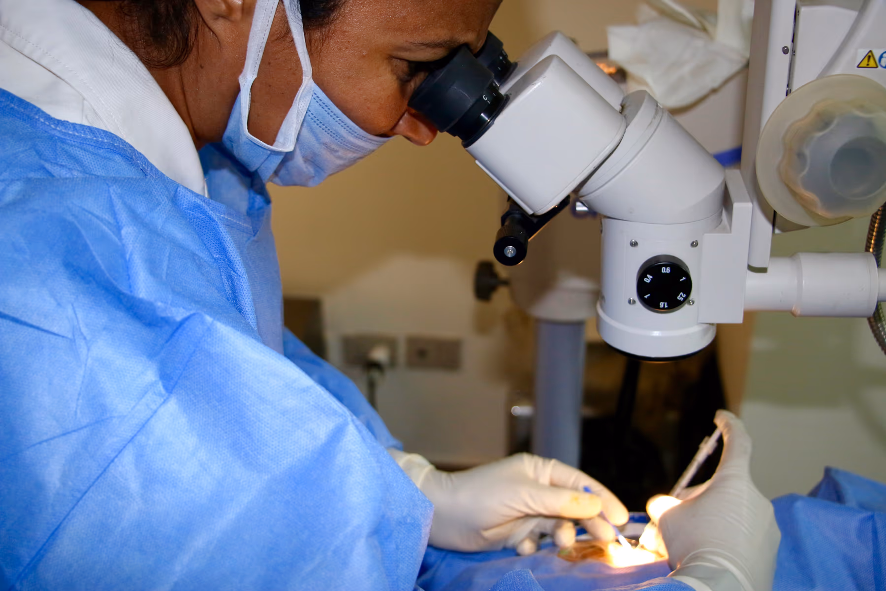 Injeção intravítrea (intraocular)